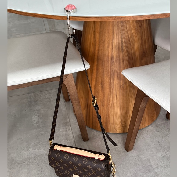 Foldable Bag Hook/Purse Hanger - Breast Cancer - Handmade - Fits most Tables - Picture 7 of 7